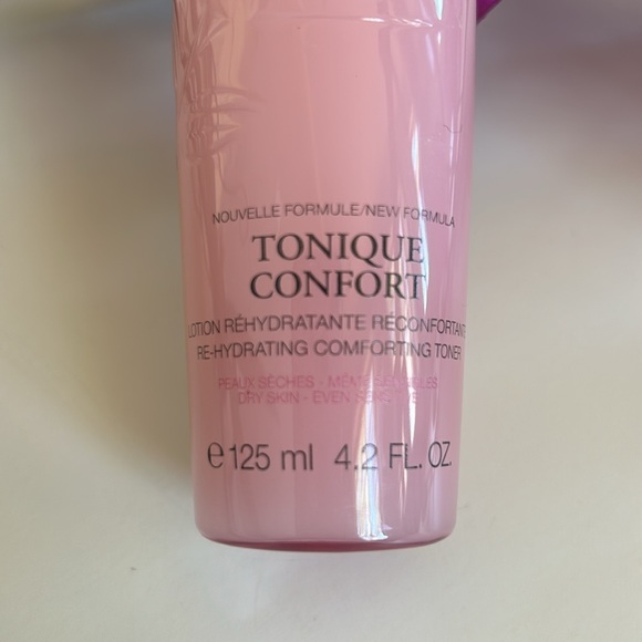Lancôme Tonique Confort Re-Hydrating Comforting Toner - Picture 2 of 8
